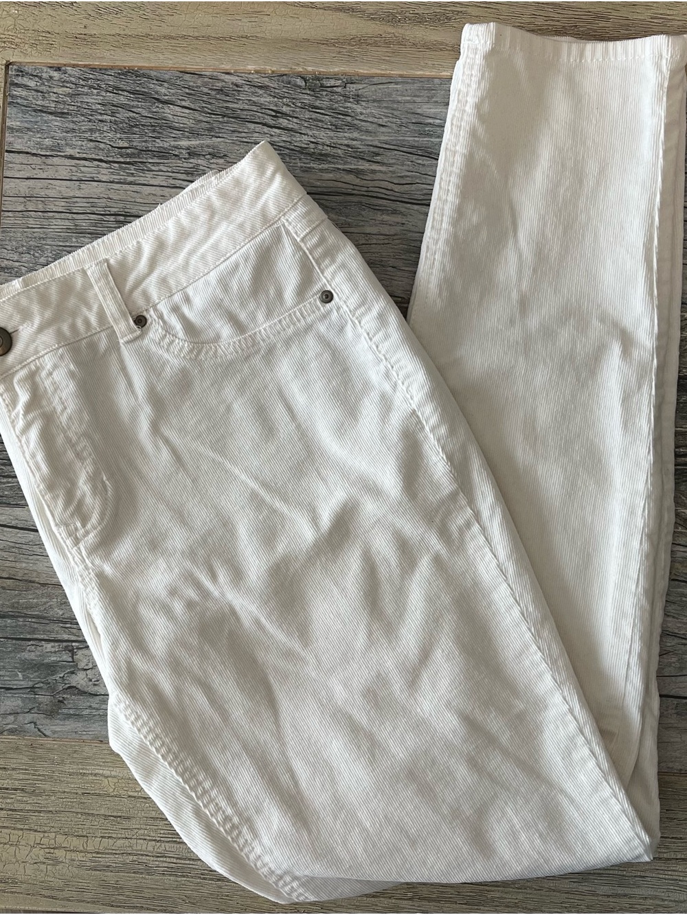 Women's White Skinny Pants - Clean Slim Fit